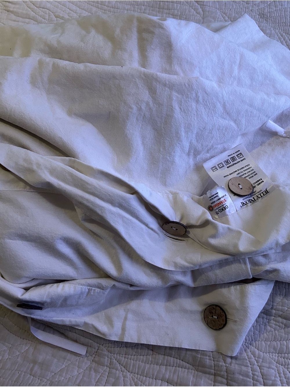 White Button hem Linen 100% cotton wood button duvet TWIN size
